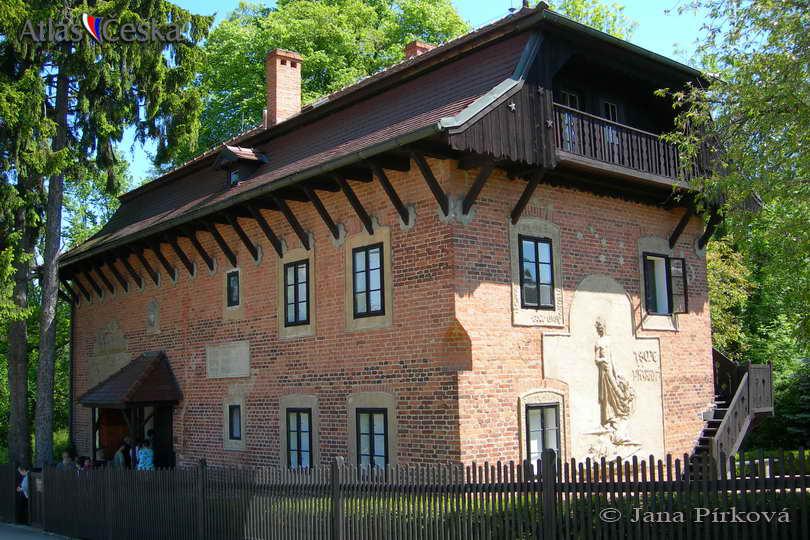 Chýnov